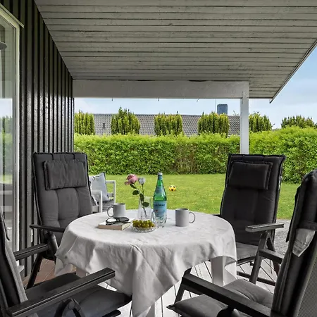 3 Bedroom Stunning In Ferienhaus
