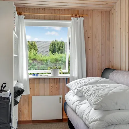 3 Bedroom Stunning In Ferienhaus *