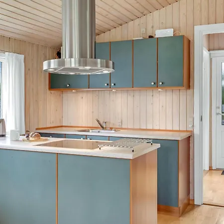 3 Bedroom Stunning In *
